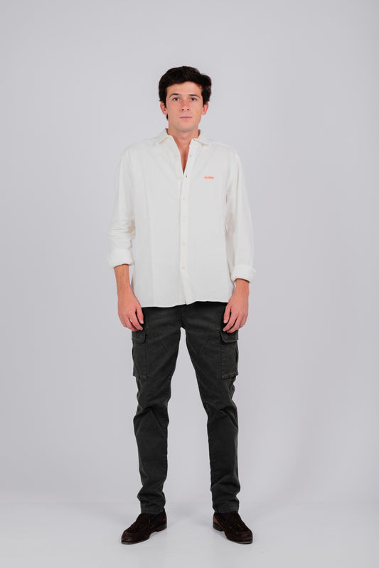 Camisa piqué marfil bordado naranja