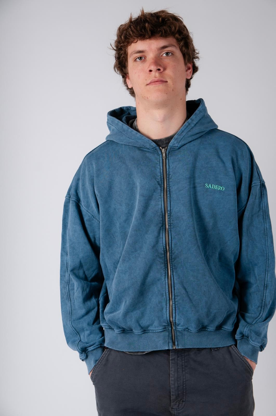 Sudadera tempestad basic