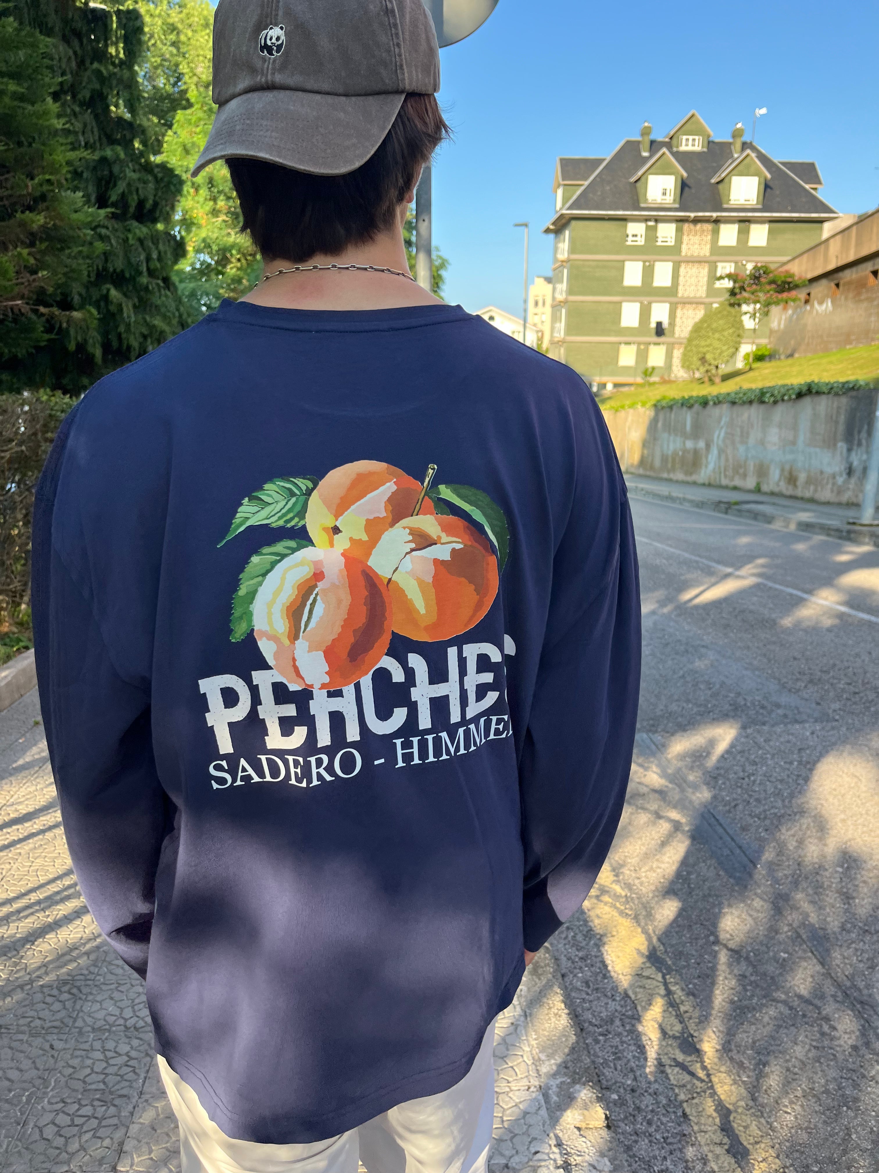 CAMISETA PEACHES MANGA LARGA AZUL MARINO