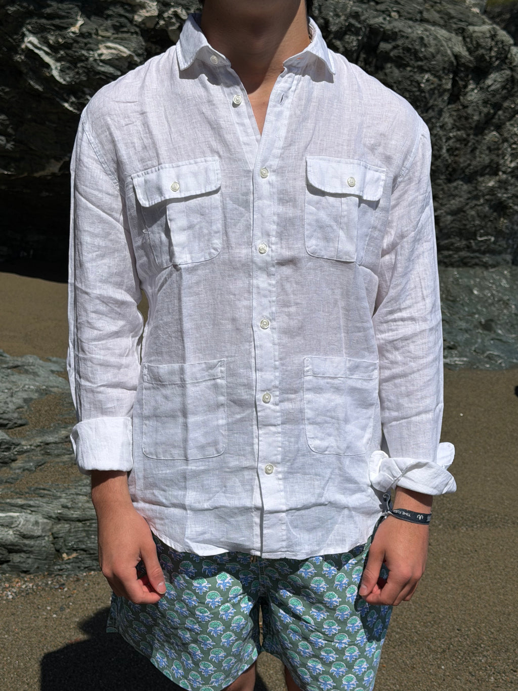 Guayabera de lino blanca