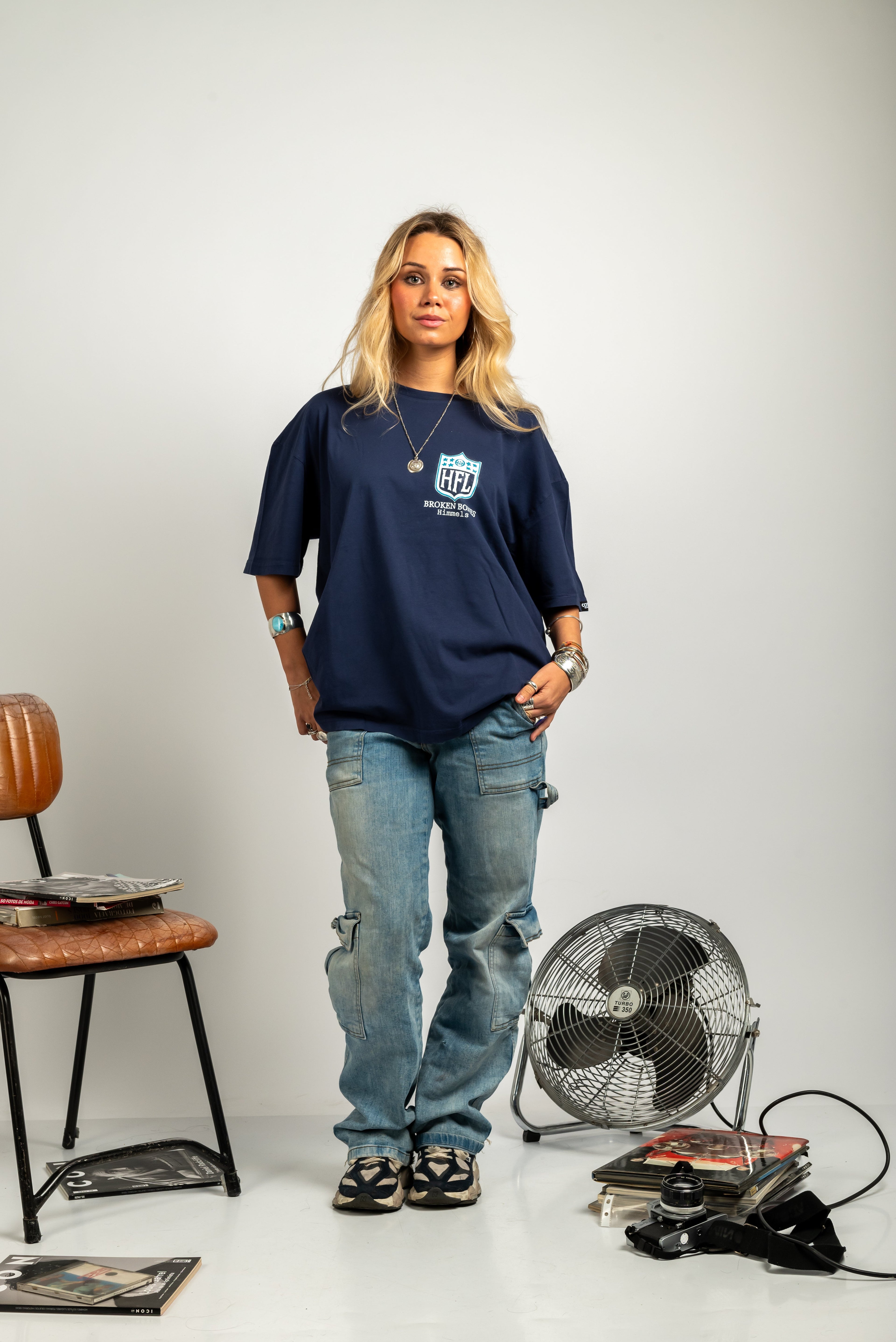 CAMISETA BROKEN BONES AZUL MARINO