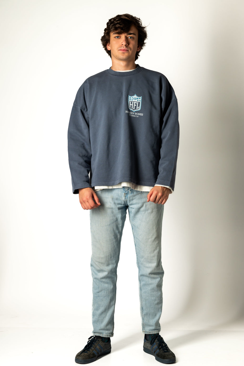 SUDADERA SIN CAPUCHA BROKEN BONES AZUL MARINO